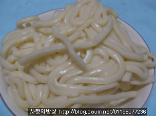굶지말고 볶으세요! 초스피드로 폼나는 볶음우동 만드는법>_