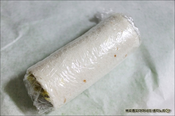 아침도시락으로 싸준 롤샌드위치