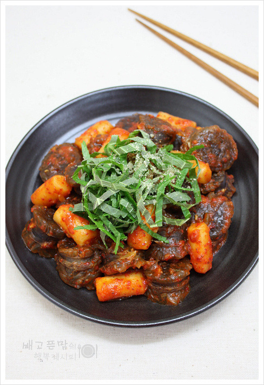 매콤해야 더 맛있는...순대볶음