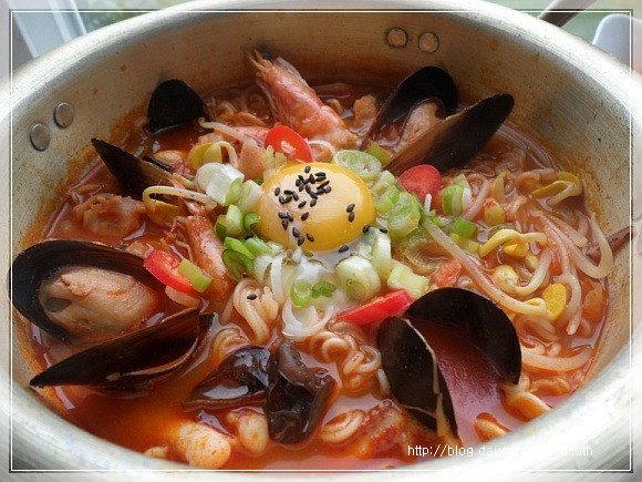 진~~짜 오징어 해물 짬뽕 라면~~~ㅎㅎㅎ