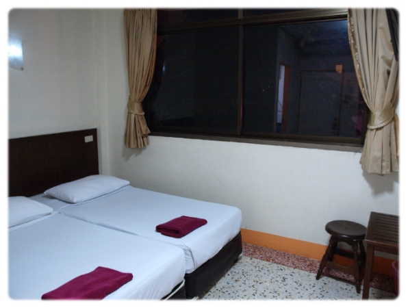 1558B5334D63205D137DE3