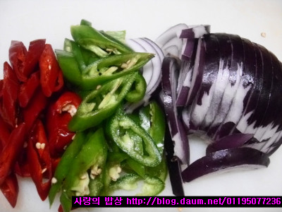 주말별미! 낙지볶음 만들려다 해물찜이 완성!>_