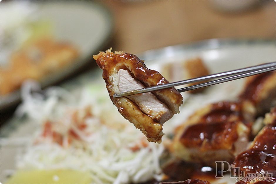 강남맛집-이렇게 두꺼운 돈가스는 처음이야.맛까지 좋은-한성돈가스