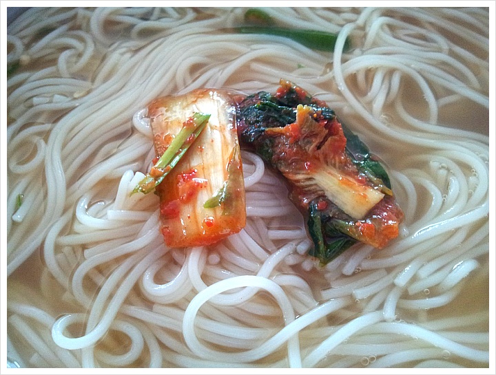 멸치국수 이미지