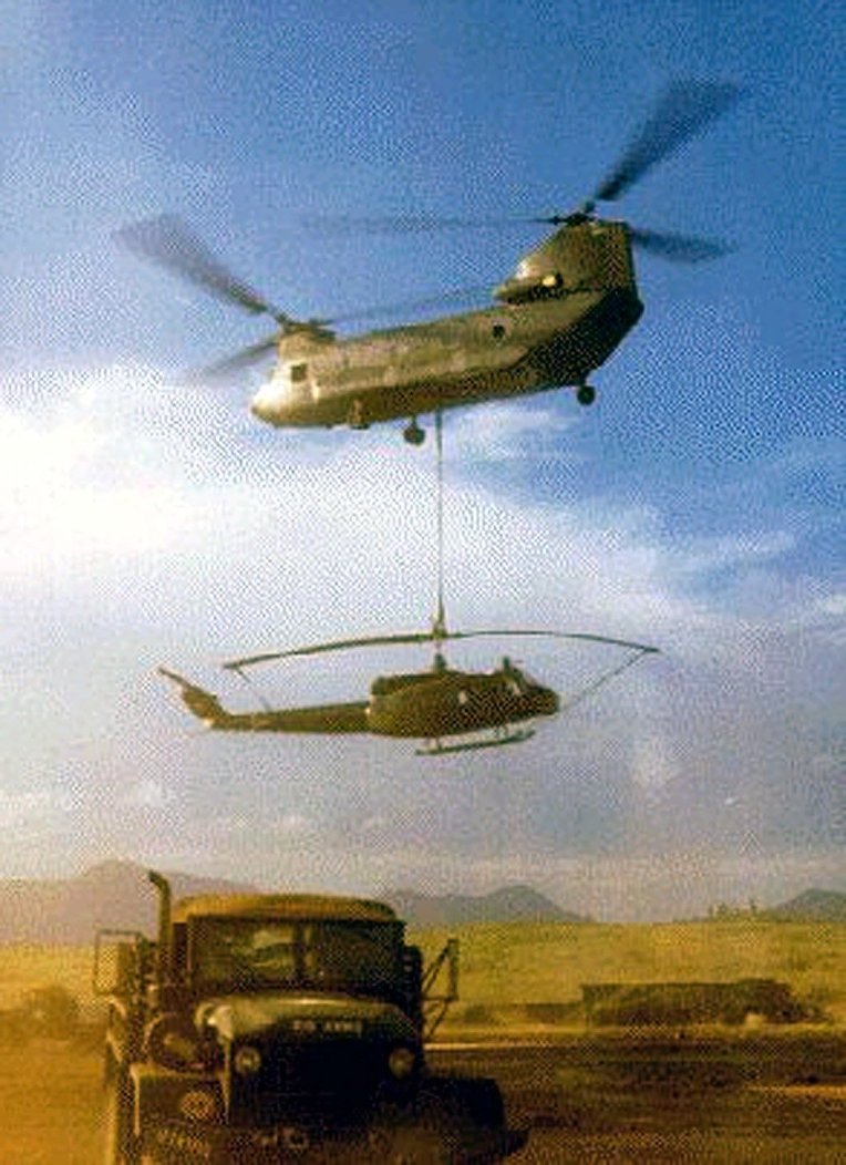 uh-1h의 이모저모.