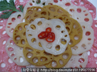 내마음의 발우공양! 새콤달콤 연근삼색꽃초절임