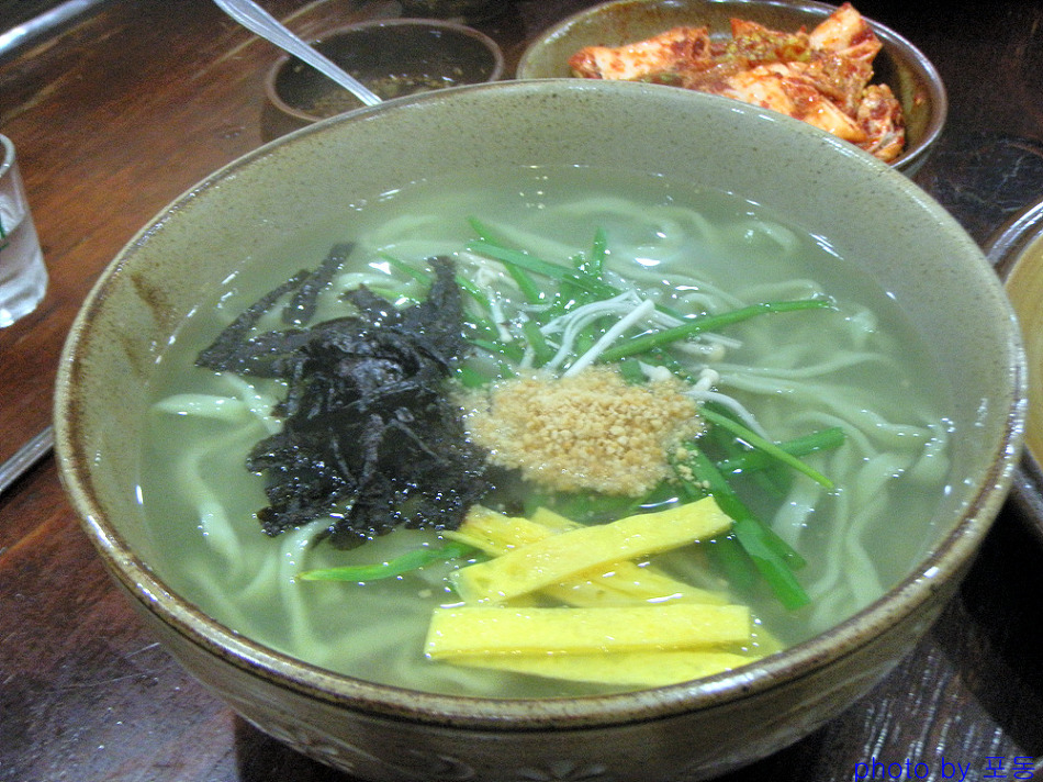 항아리수제비칼국수 이미지