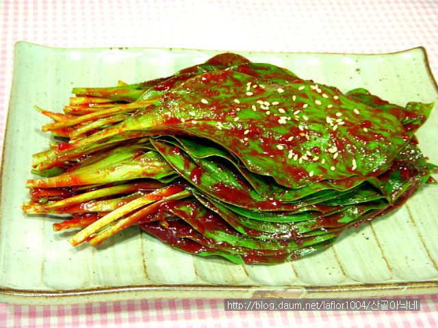 따라올 수 없는 맛!~ 산마늘고추장장아찌!!~~~