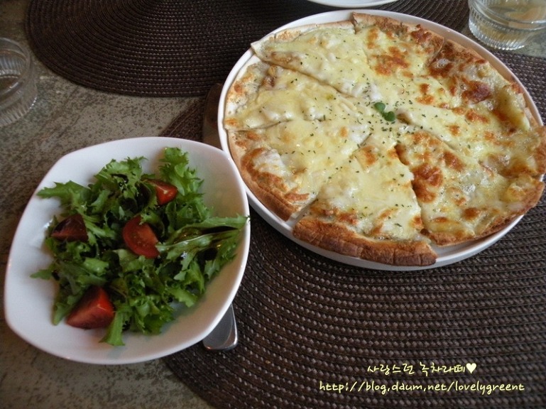 cafe 봄날 이미지