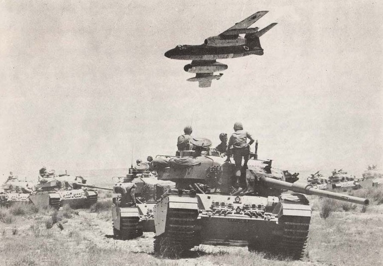 6일 전쟁 당시 이스라엘 공군의 보뚜르2N 전폭기- Six days War during Israeli Air Force Vautour2N Fighter-bomber