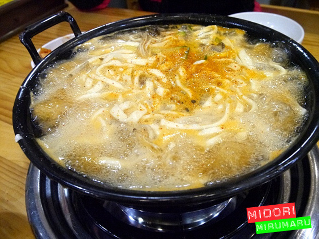 칼국수와는 다른 손국수~면이 맛있는 집~! - 화성시 지역 추천맛집 권오길손국수 후기