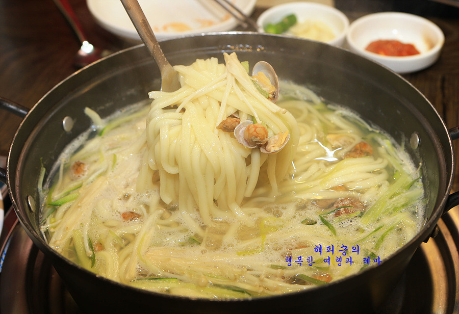 공주칼국수 이미지