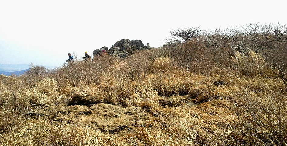 영남알프스 2 -영화같은 하늘 억새길 /신불산,영축산 종주/2013.3.16