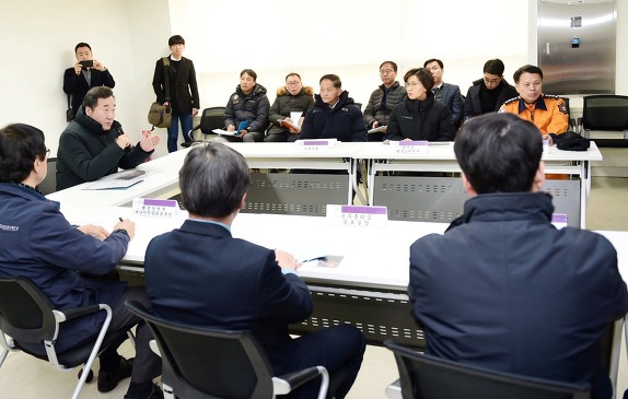 이낙연 국무와 총리, 고양시 소재 다중이용시설 방문