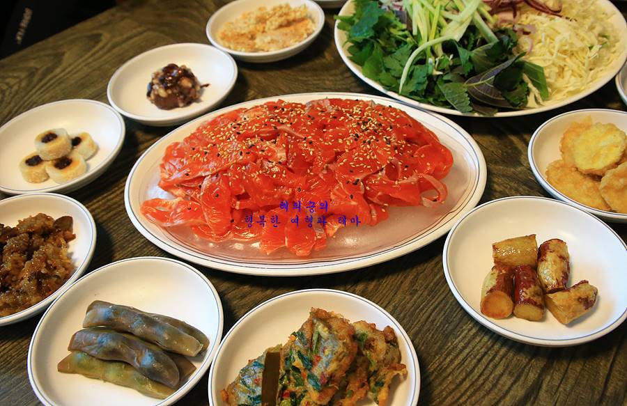 벚꽃명소 벚꽃축제 청풍호 케이블카 맛집 달큰 쫄깃한 청풍황금송어 충북 제천 여행