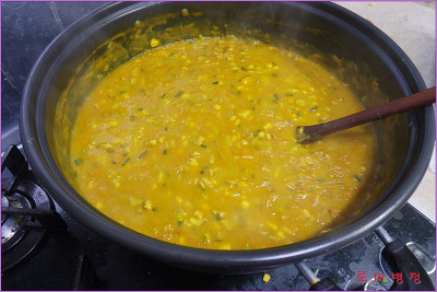 냉장고 비우기로 쪽갈비 떡볶이도 돼지안심으로 장조림도 만듭니다  ...^^  