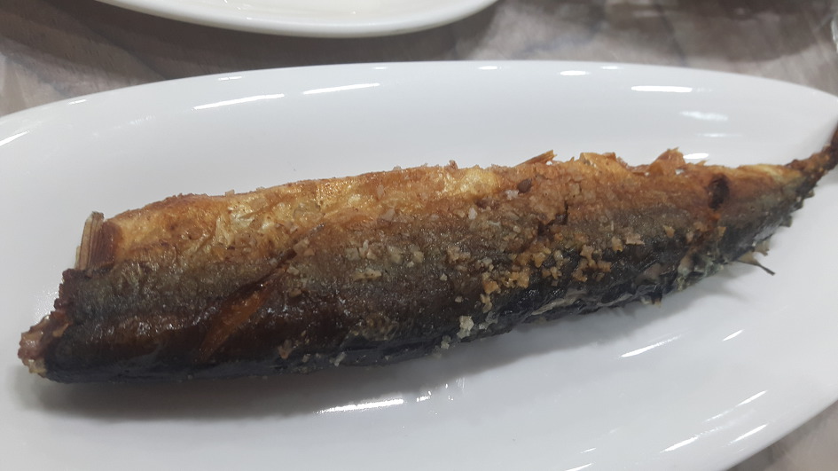  ( 2019 - 제 24호 )  부산 동래구 맛집 [ 일만오천횟집의 돌솥밥 상차림과 봄도다리회 ]