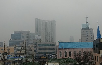 눈 내리고 있는 대구...